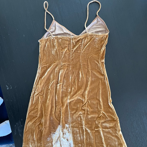 Reformation Gaia velvet slip dress in gold - Picture 3 of 5